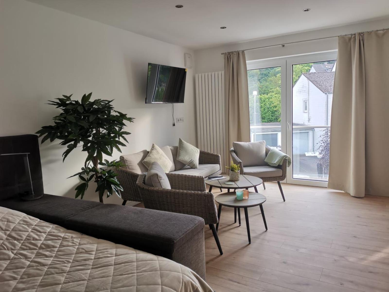 Modernes Stilvoll Eingerichtetes Appartement Rösrath Extérieur photo